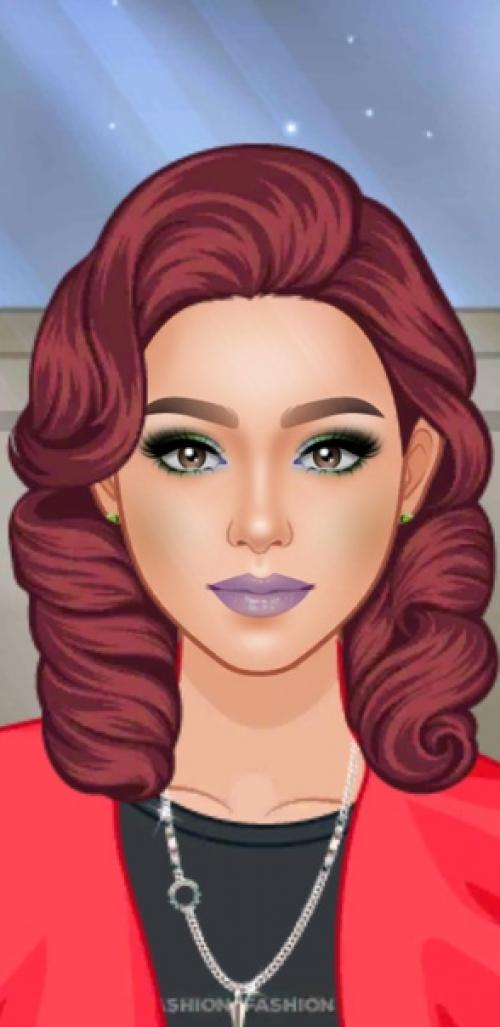 Я снова поиграла с любимым приложением, в котором можно выбирать одежду и комбинировать её между собой, создавая свой любимый образ. 01