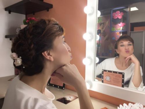 Тот самый момент, когда пришла в Beauty Buffet и прекрасная Дарья, сделала мне причёску из кос? 02