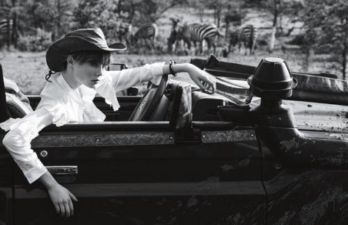 Great Explorations IN Kenya: Анна эверс и Эди Кэмпбелл в фотосессии Майкла дженссона для WSJ. 06