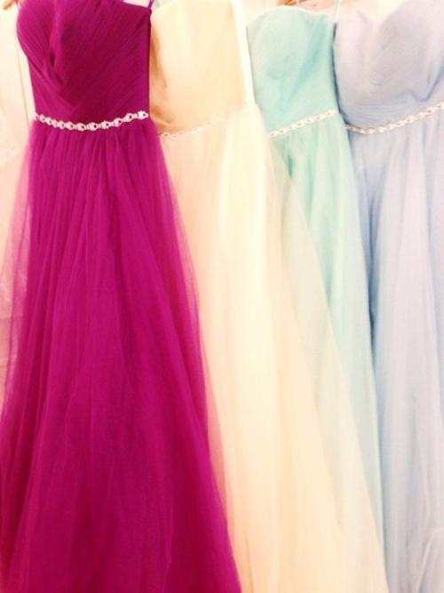 Дорогие выпускники свадебный салон - магазин Венеция ждет вас за выпускными нарядами! 07