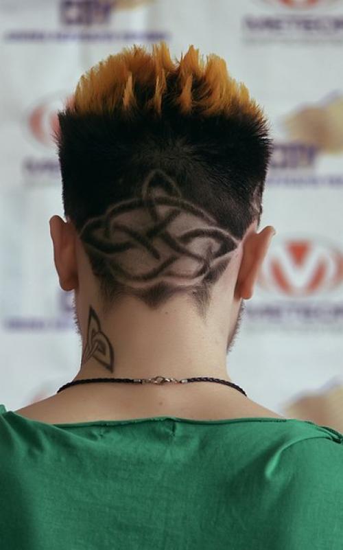 Hairtatoo.  Художественный выстриг волос. 01