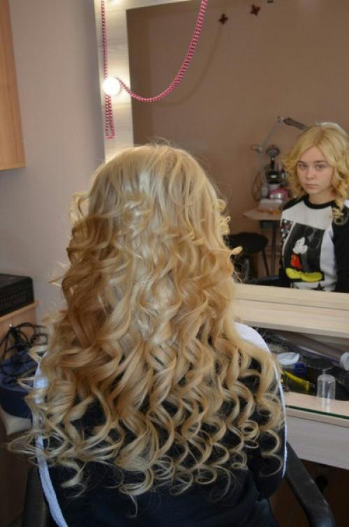 Девчонки - красавицы!  Приглашаю вас на стильные причёски, праздничный стойкий макияж! 05