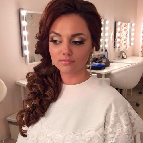 Предлагаю услуги парикмахера - визажиста. 08 Предлагаю услуги парикмахера - визажиста. 08