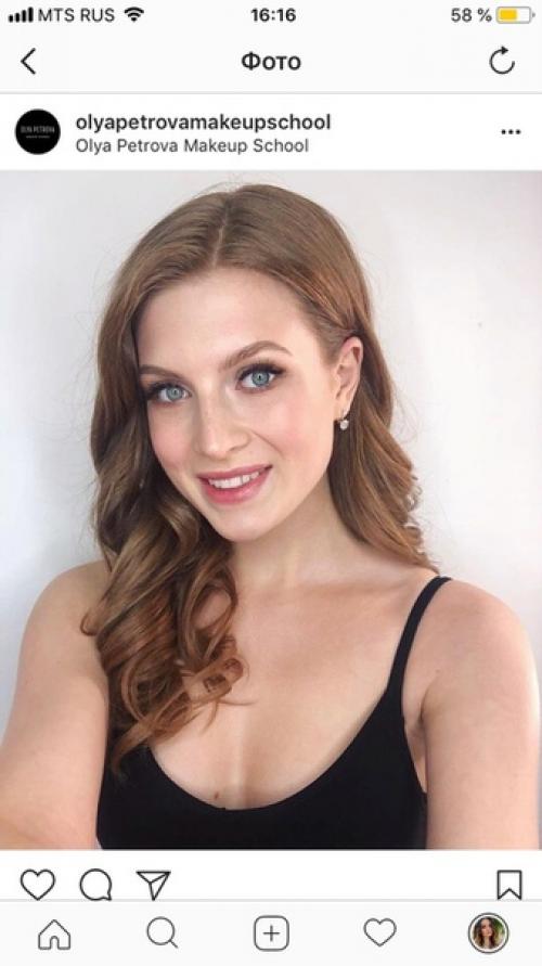 Наступает пора выпускных и каждая девушка хочет быть красивой и особенной. 08