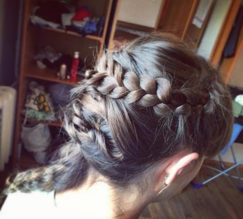 Девочки ищу моделей на макияж, не дорого 500p. 01