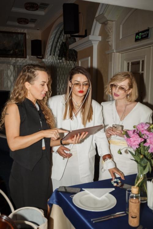 Красота, волосы и стиль. 01