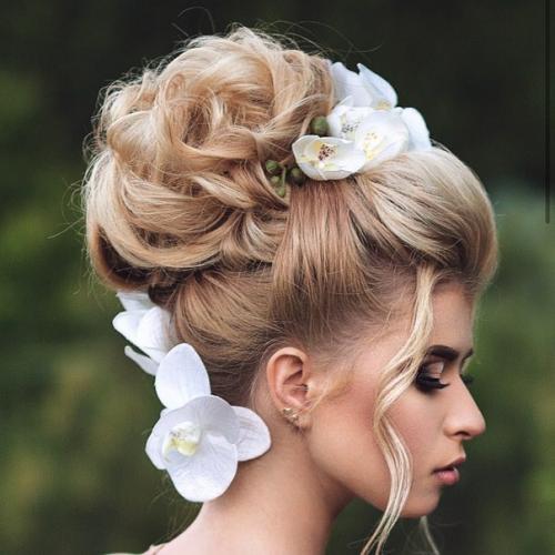 Предлагаю услуги парикмахера - визажиста. 02 Предлагаю услуги парикмахера - визажиста. 02