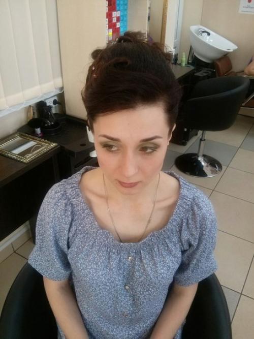 Сделаю свадебную, вечернюю а так же прическу квыпускному и макияж на ваш выбор по очень низкой цене! 05