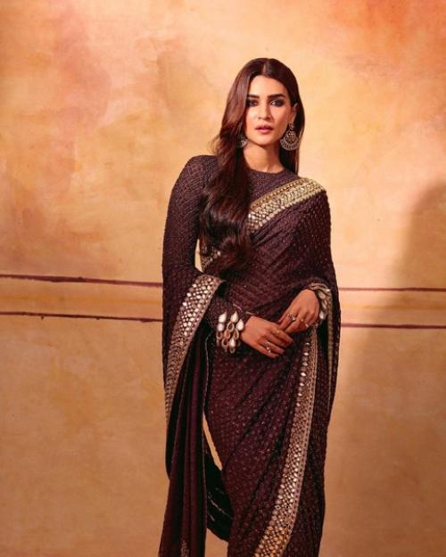 Крити санон в образе от стилиста - сукрити Гровер. 01