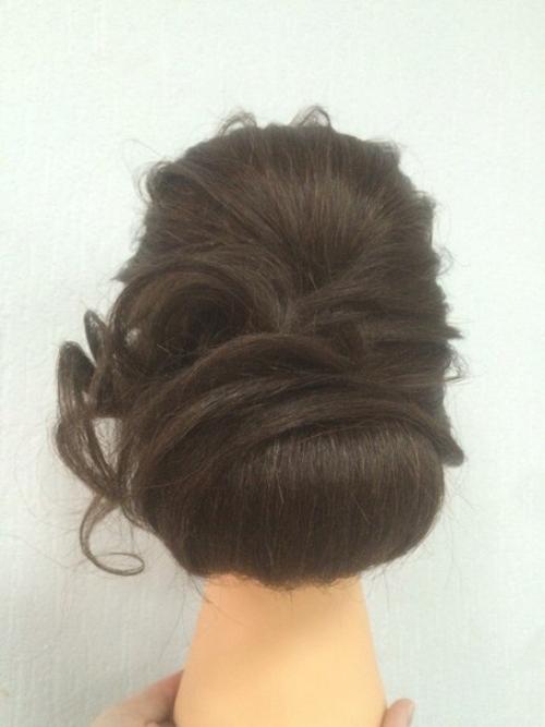 В преддверии выпускных мероприятий? 05