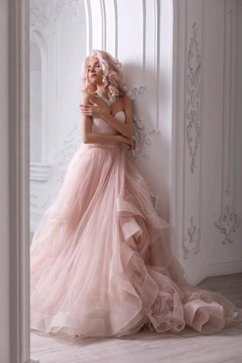 Готовься отбиваться от поклонников? 02