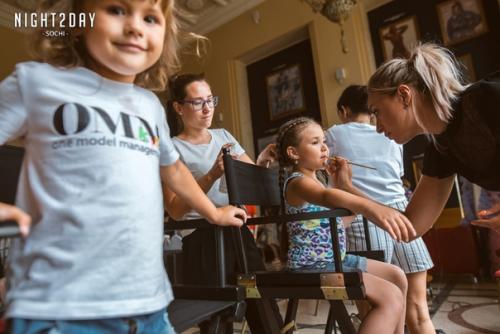 29-30 Июня команда стилистов - визажистов Tash Visage работала на международной детской неделе моды в Сочи. 05