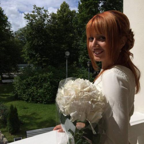 Дорогие невесты? Ещё продолжает действовать акция свадебный образ за 2000 рублей*? 03 Дорогие невесты? Ещё продолжает действовать акция свадебный образ за 2000 рублей*? 03