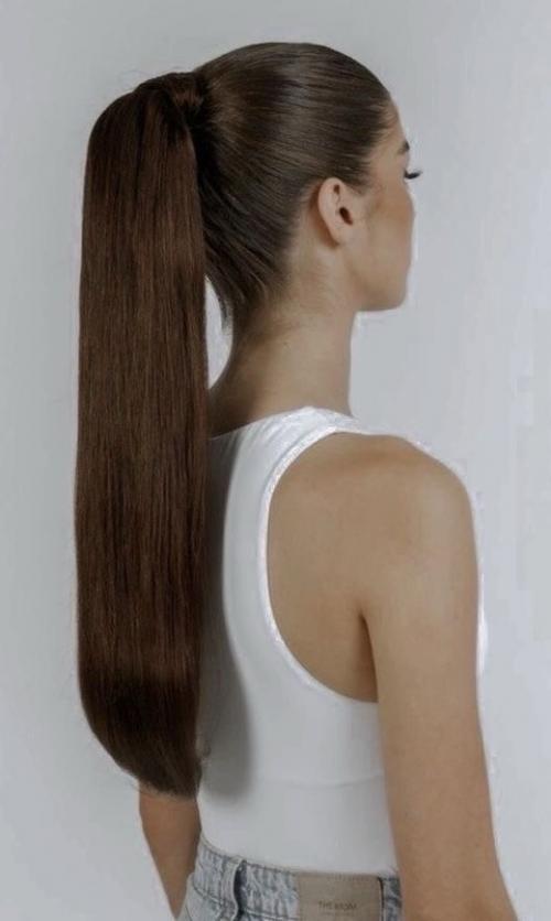 Поделимся с вами бьюти трендами с недели моды в Берлине. 03