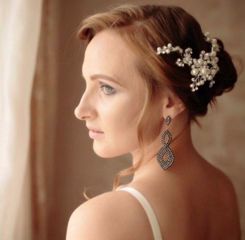 Девушки, ищу моделей на профессиональный макияж, и на прическу. 01