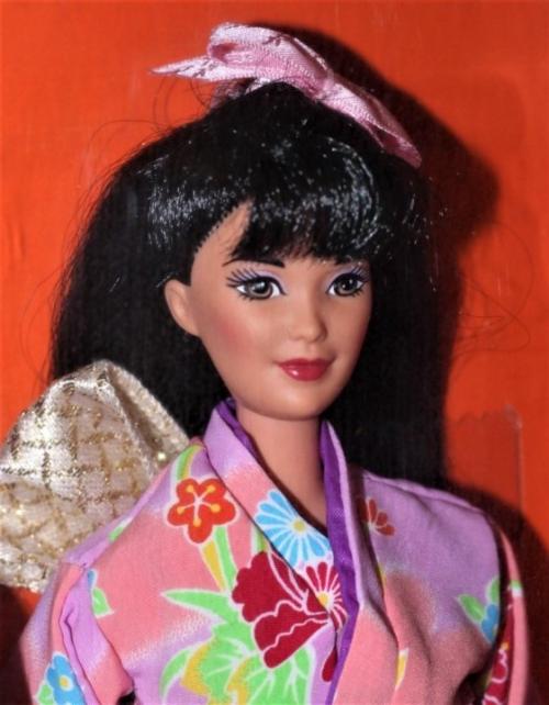 Dolls of the World 1996. 02