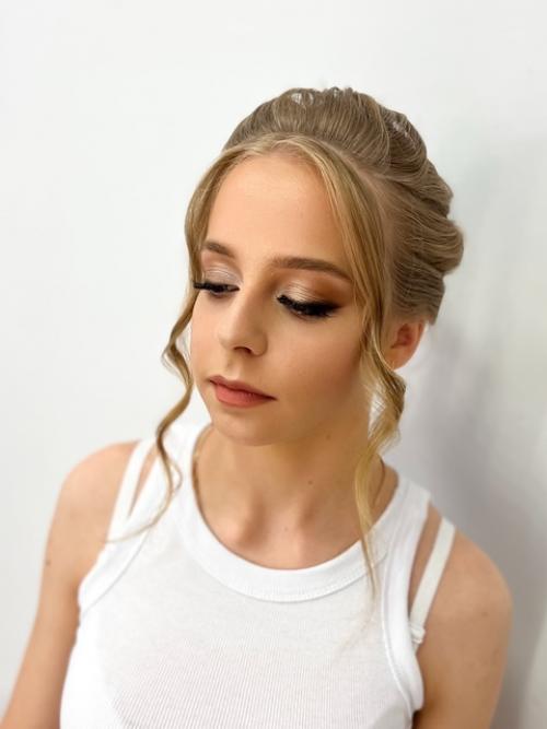 Самый востребованный образ 2024 г. 01 Самый востребованный образ 2024 г. 01