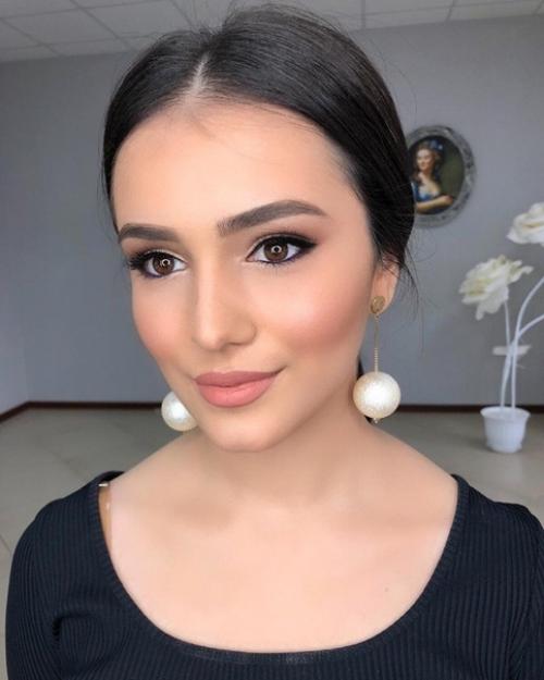 Советы профессионала!  Попробуйте создать супер стильный в этом сезоне образ: 04