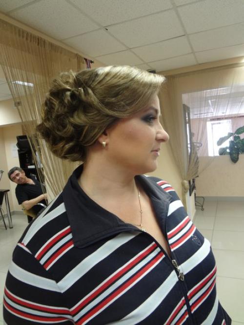 Работу над своим образом следует доверить хорошо себя зарекомендовавшим профессионалам. 01