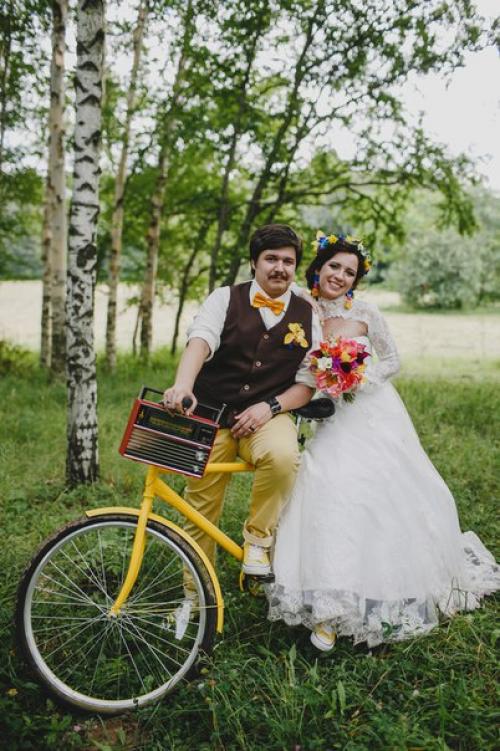 Т. к. к свадьбе мы начали готовиться за год, мое представление об идеальном свадебном образе постепенно изменялось. 03