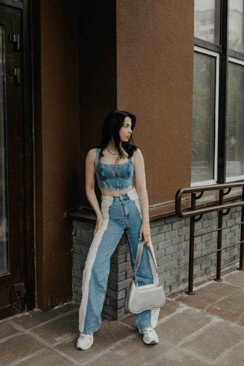 Давно была на свидании? 06