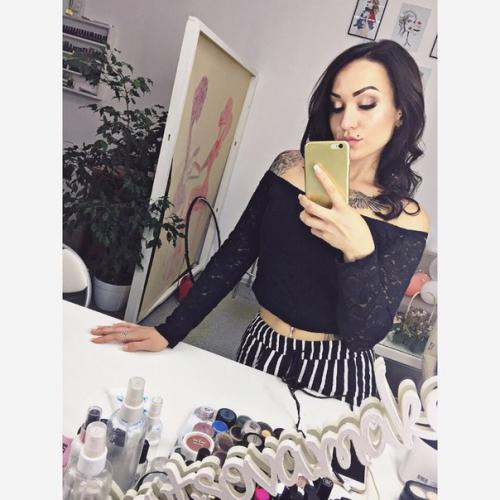 Миллионы людей решили избегать чувствительности. 02