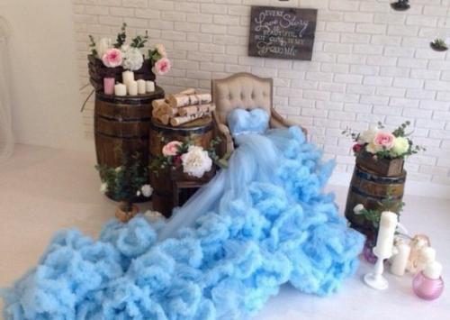 Девчонки!  Кто желает в это воскресение на природе, в парке, по фотографироваться в красивых платьях? 02