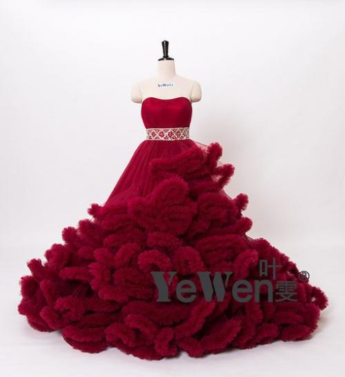 Девчонки!  Кто желает в это воскресение на природе, в парке, по фотографироваться в красивых платьях? 03