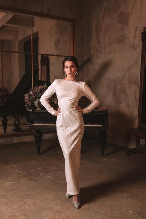 Санкт-петербург. Требуется два стилиста по прическам и макияжу на 6 число к 8: 00 (начало съемки в 10: 00) для сбора двух моделей. 02