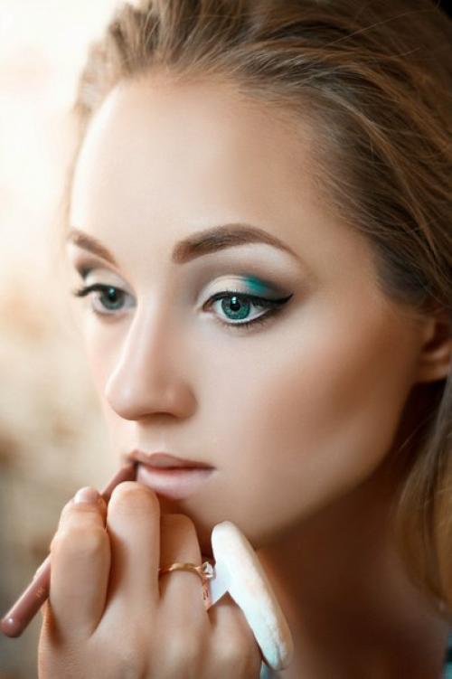 Девочки, мои дорогие, к нам в город приезжает супер мастер по свадебным и вечерним образам, качественному Make UP, по любому виду причесок и кос. 01