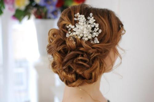 Мы приглашаем всех ценителей прекрасного в школу причесок и макияжа Ольги репиной. 03