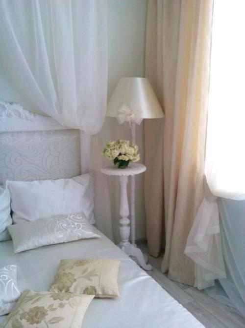 Съёмка утра невесты - это один из самых трогательных и нежных моментов из всей свадебной съёмки. 03