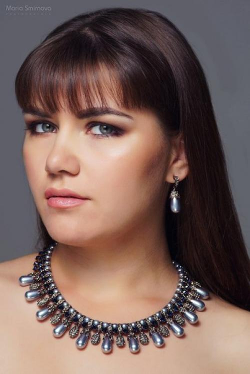 Девочки, мои дорогие, к нам в город приезжает супер мастер по свадебным и вечерним образам, качественному Make UP, по любому виду причесок и кос. 03