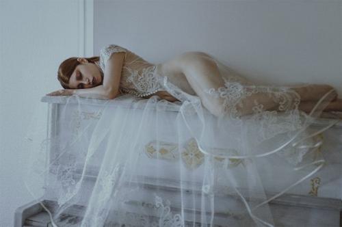 Времена проходят классических невест в бальных платьях потихоньку. 02