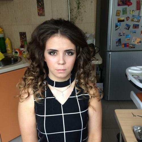 Девушки - красавицы?  Делаю? 01