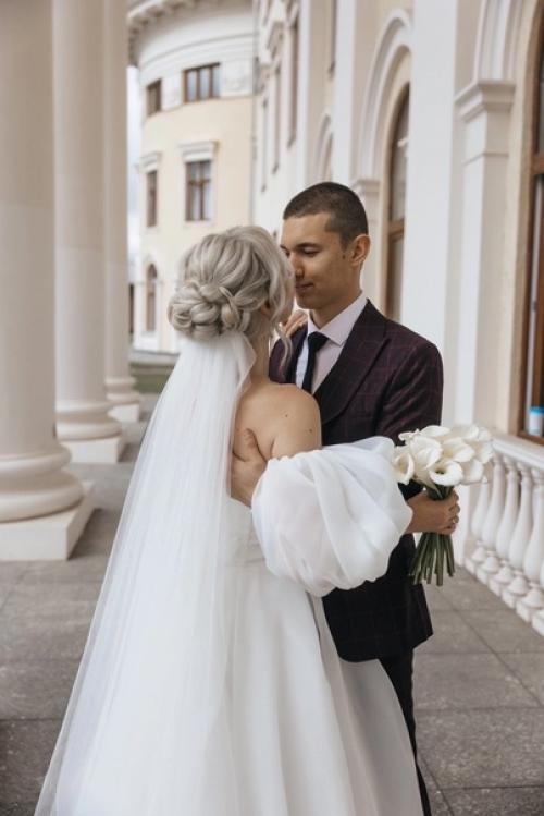 На свадебные образы к нам ходят не только невеста, но и вся семья. 01