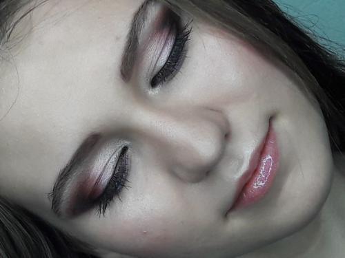 Ищу моделей на прически, локоны и различные виды макияжа. 01