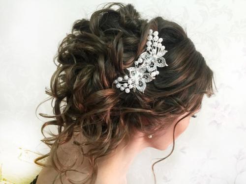 Мы приглашаем всех ценителей прекрасного в школу причесок и макияжа Ольги репиной. 02