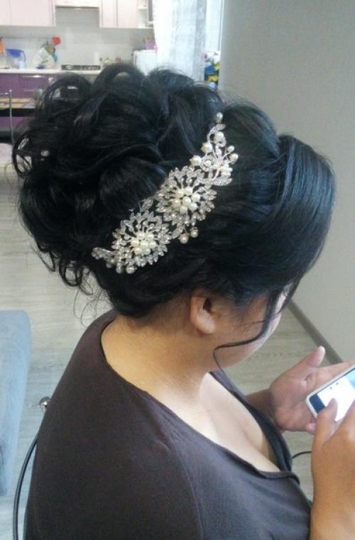 Девушки красавицы предлагаю для вас услуги визажиста, стилиста по прическам. 03