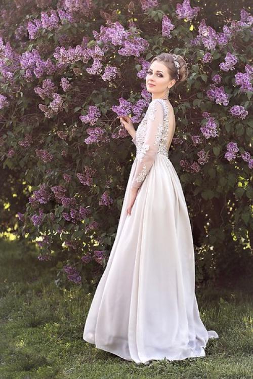 21 августа в пятницу мы приглашаем фотографов и моделей на ТФП съемку с шикарными платьями! 02