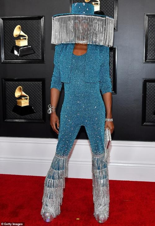 Пришло время узнать, кто же является истинным киноманом! 07