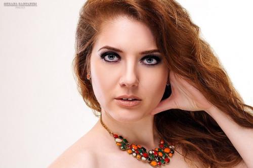 Всем известно, август самый загруженный свадебными торжествами, на ряду этих событий сложно найти хорошего мастера! 01