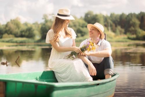 Думаю, ни для кого не секрет, что результат съе мки зависит не только от фотографа, но и в большеи степени от моделеи и их подготовки. 02