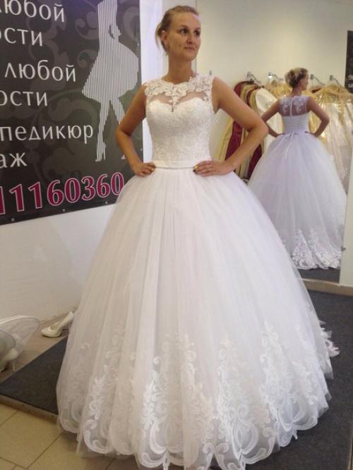 Дорогие невесты, мы ждем вас на примерку? 05