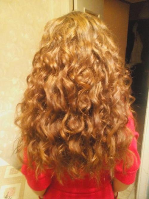 Часто моим клиентам нужны очень стойкие макияж и прически. 04