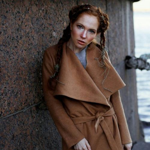 Милые девушки!  Я предлагаю сделать вам праздничный образ: вечерний макияж и роскошные локоны всего за 2000 рублей! 05