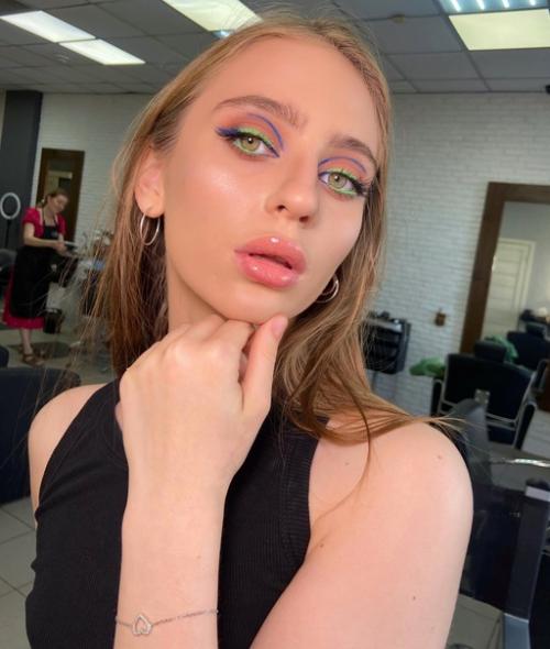 Макияж + прическа 2300 р. 01