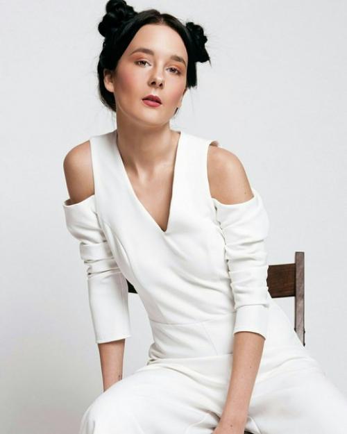 Милые девушки!  Я предлагаю сделать вам праздничный образ: вечерний макияж и роскошные локоны всего за 2000 рублей! 03