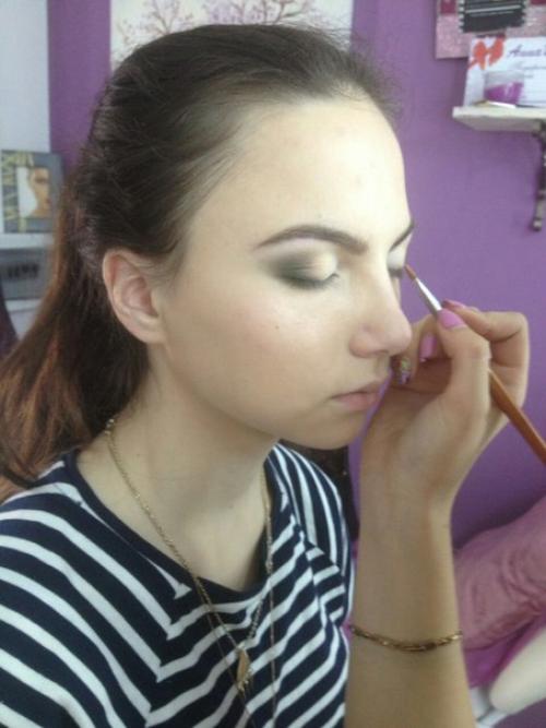 Ищу модели на причёски и макияж, цена 50 грн за макияж и 50 грн за причёску, модели нужны во вторник, четверг, пятница! 01