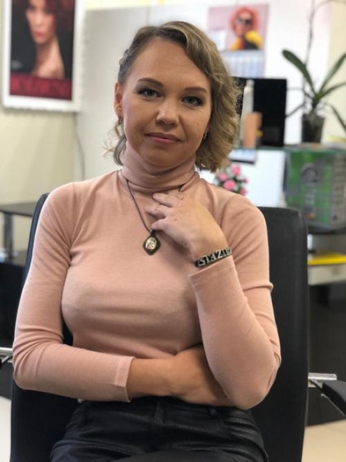 Наша прекрасная - Галиева Гузель победительница программы Другая Я побывала в гостях у специалистов салона красотычувство стиля. 02